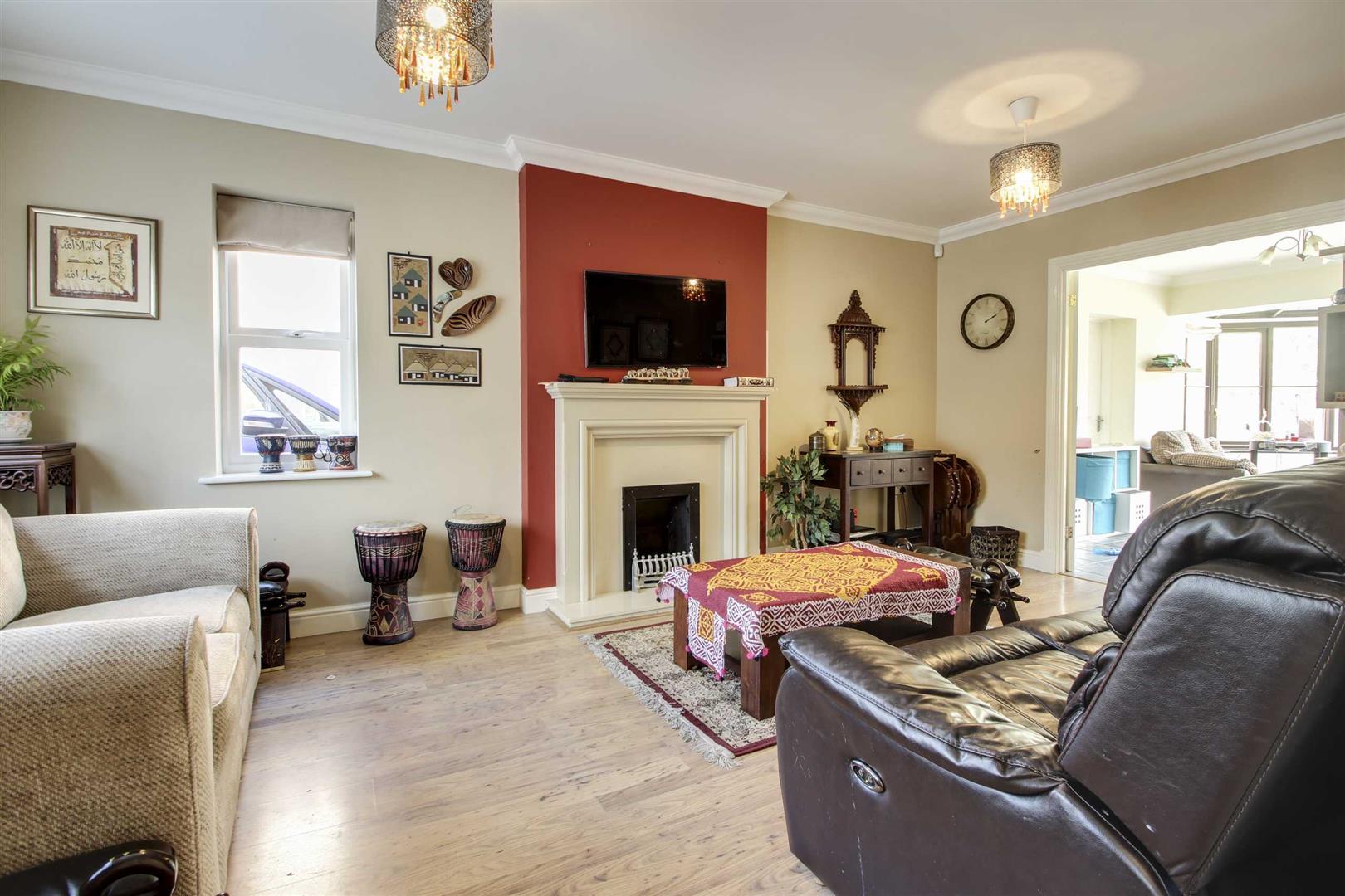 Upton Grove, Shenley Lodge, Milton Keynes